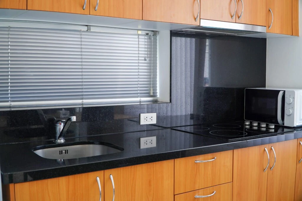 Affordable Kitchen Cabinets in Dallas- Quality Kitchen Cabinets and Shakers Addison-